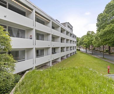 Zentrale 3-Zimmer-Eigentumswohnung mit Loggien und TG-Stellplatz