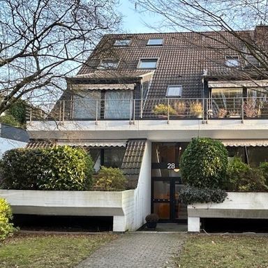 Düsseldorf Wittlaer: 3 Zimmer Maisonette Wohnung mit großem Garten am Feldes Rand gelegen