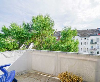 Mitten in Ratingen: 2-Zimmer-Wohnung mit Balkon und EBK