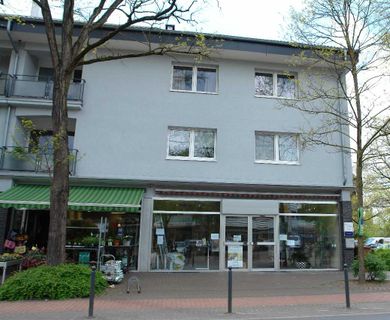 Ebenerdiges Ladenlokal mit großer Schaufensterfront in sensationeller Lage von Ratingen-Lintorf!