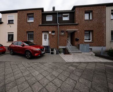 Charmantes Reihenmittelhaus mit Garten, modernem Wohnkomfort und vielseitigen Nutzungsmöglichkeiten