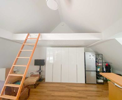 Möbliertes Ein-Zimmer-Appartment in beliebter Ratinger Lage