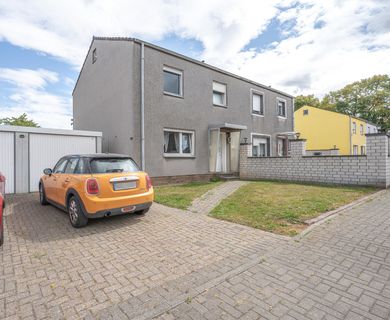 Leben, entspannen, genießen: Doppelhaushälfte mit großem Garten und Blick in die Natur!