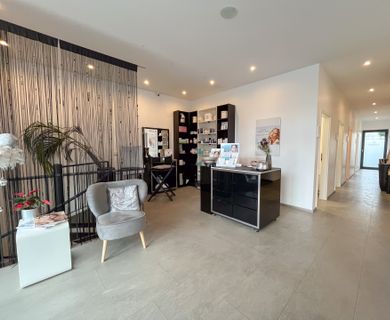 Ab sofort! Hochwertige Gewerbeimmobilie – vielseitig nutzbar