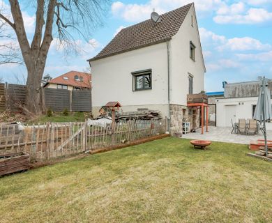Zentral in Ittenbach: Renoviertes Wohnparadies mit Garten & Garage