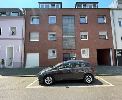 Attraktive 3-Zimmer DG-Wohnung in ruhiger Nebenstraße