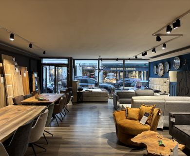 Düsseldorf-Carlstadt: Provisionsfrei für den Mieter! Großzügiges Ladenlokal (Nur Non-food)!