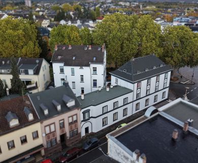 Zwei vollvermietete Mehrfamilienhäuser mit 15 Wohneinheiten + Ausbaureserve in Stadtlage von Neuwied!