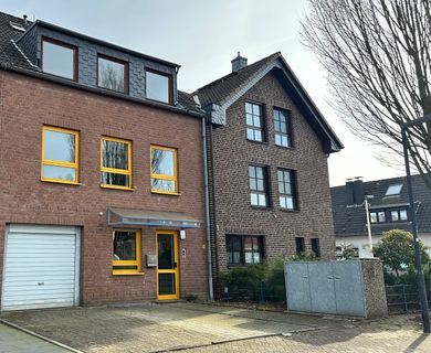 Großzügiges Reihenhaus in Baumberg- viel Platz für die Familie!