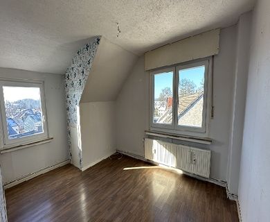 Fröndenberg – Dellwig: 3 Zimmer-Dachgeschosswohnung