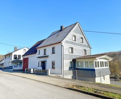 Gepflegtes & geräumtes Einfamilienhaus mit Scheune in Limbach (WW)!