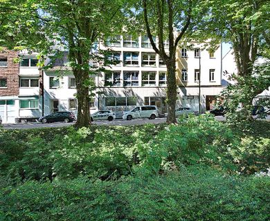 Drei attraktive Wohn- und Geschäftshäuser in der Neusser Innenstadt
