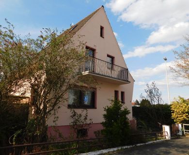 Märchenhaus möchte aus dem Dornröschenschlaf geweckt werden