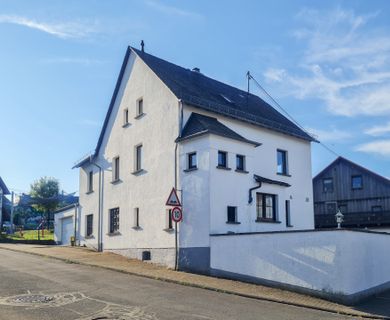 Top-gepflegtes Einfamilienhaus in ruhiger Wohnlage, nähe Anhausen!
