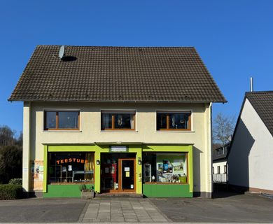 Attraktives MFH mit Gewerbeeinheit – solide Kapitalanlage in zentraler Lage von Lohmar-Wahlscheid