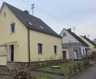 Der perfekte Ort für Ihre Visionen: Einfamilienhaus mit großzügigen Garten!