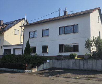 *RESERVIERT* Solides Einfamilienhaus mit Einliegerwohnung in guter, zentraler Wohnlage!