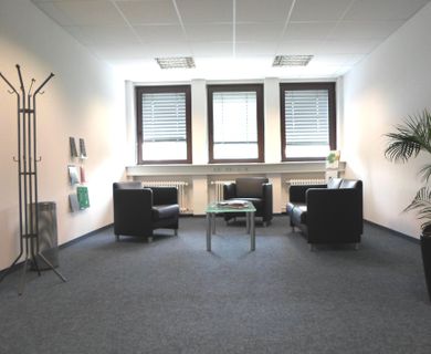 Attraktive Büroräume in verkehrsgünstiger Lage!