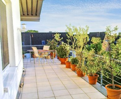 LEVERKUSEN-HITDORF: ATTRAKTIVE PENTHOUSE-WOHNUNG ZU KAUFEN!
