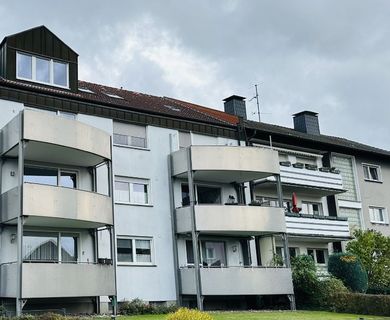 Gemütliche 2-Zimmer-Dachgeschosswohnung mit Balkon zu vermieten!