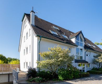 VERKAUFSSTART: Wunderschöne lichtdurchflutete Maisonette mit ca. 118 m² in Burscheid