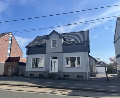 Ca. 75m² – Helle 3-Zimmer-Wohnung in gepflegtem 2-Familienhaus zu vermieten!