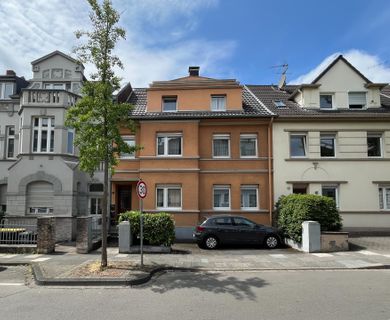 Gepflegtes Mehrfamilienhaus mit Stil und sehr guter Substanz