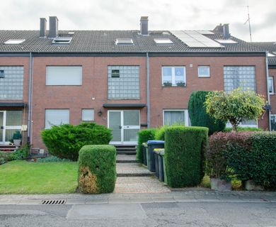 Großzügige Eigentumswohnung über 2 Etagen mit Garten – Erbpachtgrundstück