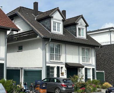 Heute kaufen und später einziehen! Vermietete Doppelhaushälfte in Düsseldorf Angermund