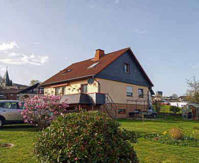 *REDUZIERT* Top-gepflegtes Ein-/Zweifamilienhaus in bevorzugter Wohnlage!