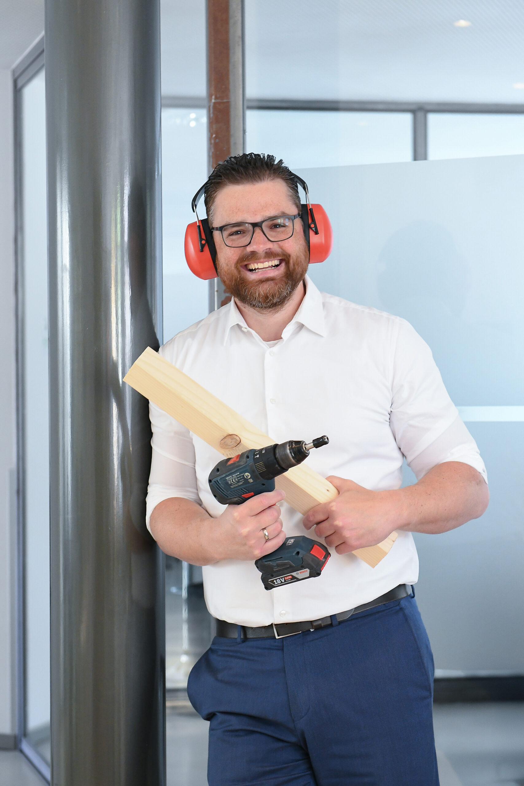 Sotirios Bouzas ist Finanzierungsberater und leidenschaftlicher Heimwerker